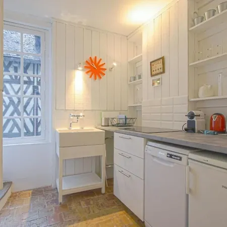 34 Notre Dame - Pretty Triplex House In Honfleur-near The Old Port Semesterbostad *